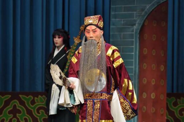 京劇劇院團制度下出了很多頭牌,尸位素餐者其實不佔少數 京劇劇院團制度下出了很多頭牌,尸位素餐者其實不佔少數