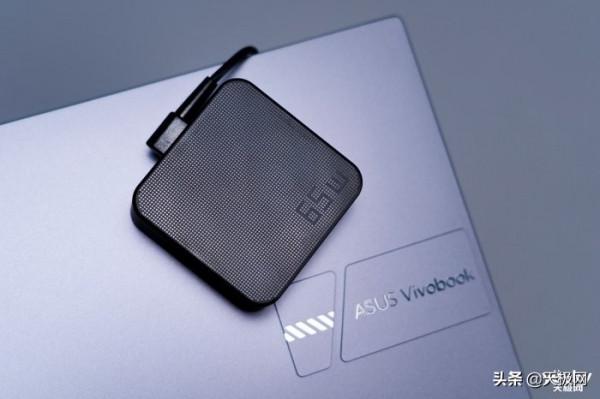 華碩無畏Pro 14酷睿版深度評測：絕對不止“一塊好屏”