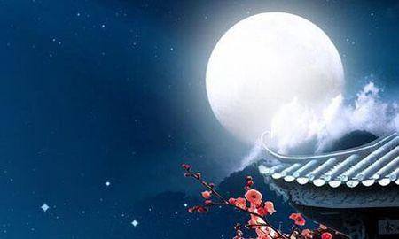 白居易在八月十五寫的一首詩，其中兩句，引起了很多遊子的共鳴