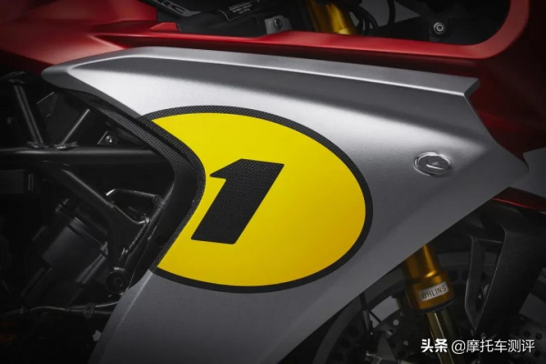 兩輪設計界的天花板！MV AGUSTA Superveloce Ago特別版