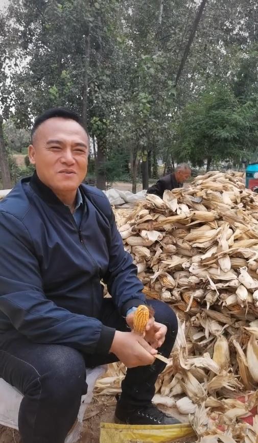 演員張永剛：母親累死，父親又賣血離世，今被丈母孃當親兒子