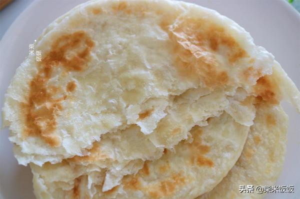 晚上揉發麵，早上來烙餅，做法簡單又省事，層層香軟更好吃