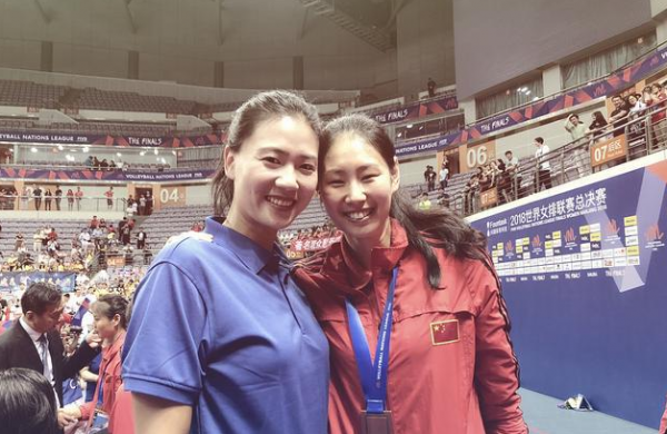 顏妮退役後首亮相！相約兒時沙排搭檔，新賽季聯賽湧現3位接班人