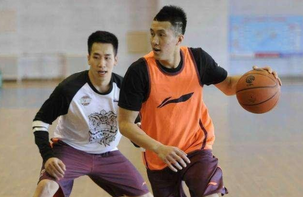 官宣!郭艾倫堂弟成為自由球員,離開CBA賽場,還能否證明自己? 官宣!郭艾倫堂弟成為自由球員,離開CBA賽場,還能否證明自己?