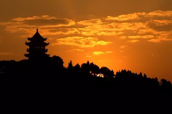 祖國最美的150座秀美名山