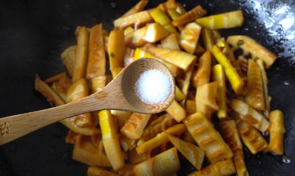 明天立春，老傳統要&OpenCurlyDoubleQuote;咬春&rdquo;，6樣&OpenCurlyDoubleQuote;春菜&rdquo;別忘記嚐鮮，迎春納福