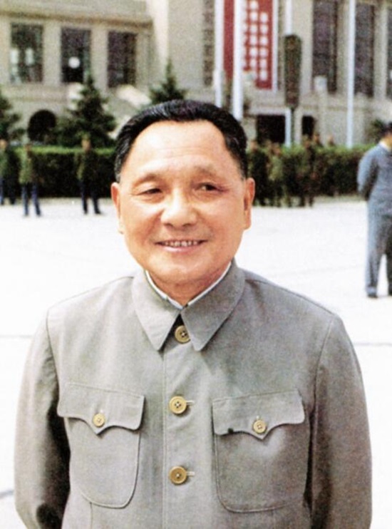 1939年鄧小平結婚，彭德懷初見卓琳：小平同志，你可真會找老婆呀