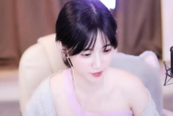 力壓AG夢淚!小團團登頂“遊戲紅人榜”,看到票數後:佩服 力壓AG夢淚!小團團登頂“遊戲紅人榜”,看到票數後:佩服