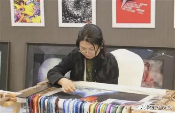 她用一根針繡出星空宇宙，美國航天局高價求購，她：只屬於中國