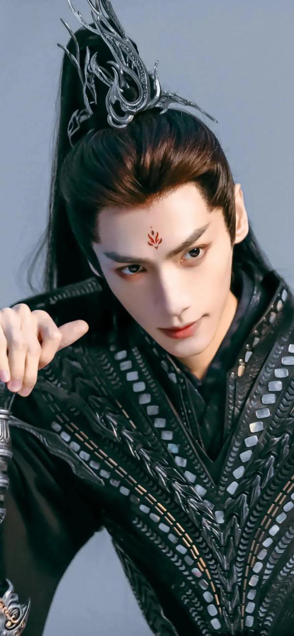 羅雲熙明星桌布：你的眼神在溫柔些，月亮會融化，我也會