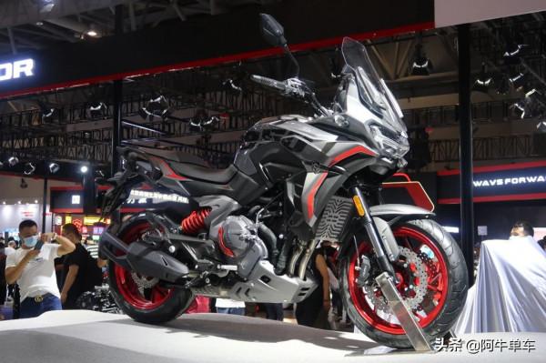 摩博會丨宗申賽科龍 公升級運動巡航驚豔來襲、多款新車釋出