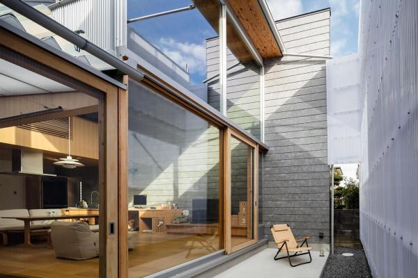 這間日本的家庭住宅,擁有很好的互動性和舒適性 這間日本的家庭住宅,擁有很好的互動性和舒適性