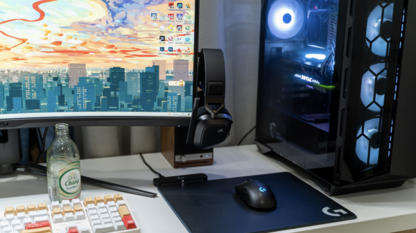 懶癌玩家的書房，小電競桌面改造雜談