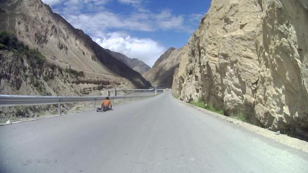 摩旅西藏-七十二拐再次倒車-八宿（海拔3200）