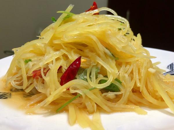 年夜飯必備的6道涼拌菜，爽口清脆，開胃解膩，家人都誇你廚藝好