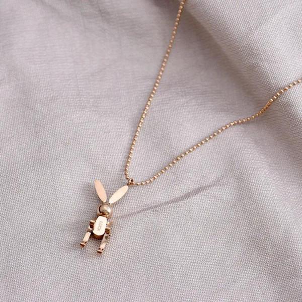 送老婆這款項鍊，她感動哭了