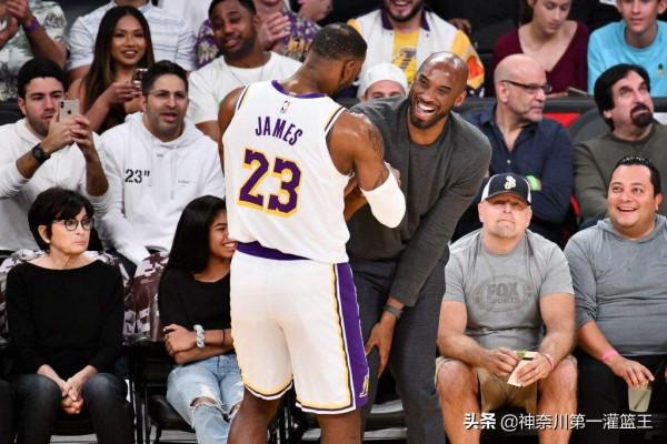 NBA門面球星對決,科比和詹姆斯交手22次,誰的表現更出色? NBA門面球星對決,科比和詹姆斯交手22次,誰的表現更出色?