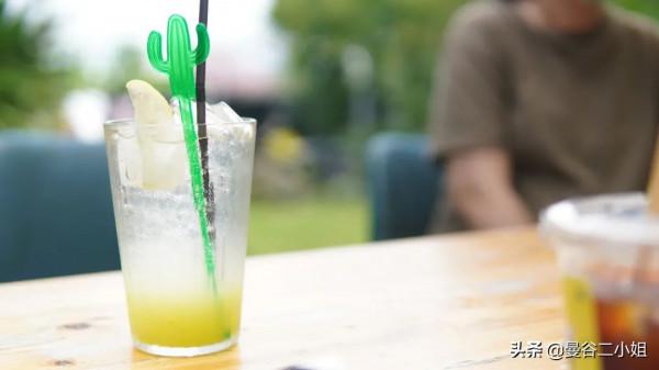 我有個朋友，因為愛上這碗泡麵，在泰國買房定居了