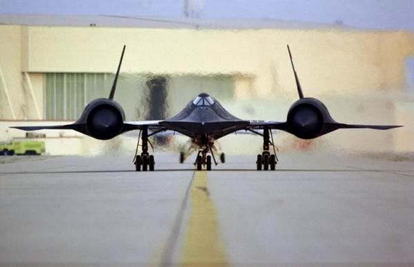 黑鳥偵察機:冷戰美軍的偵察黑科技,造價比同等重量黃金還貴 黑鳥偵察機:冷戰美軍的偵察黑科技,造價比同等重量黃金還貴