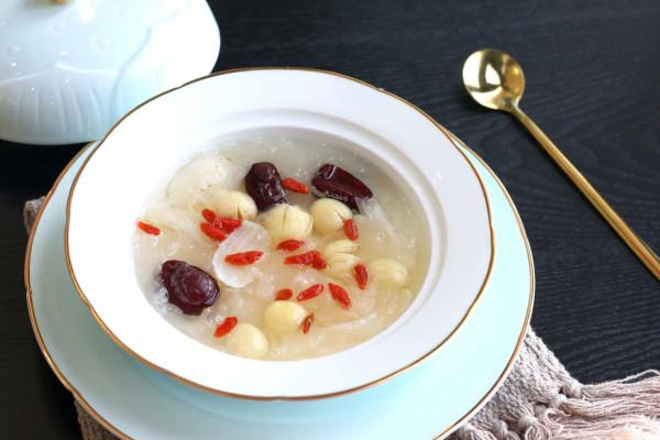 我在情人節煎了個蛋，曬朋友圈火了，網友：有情調的女人