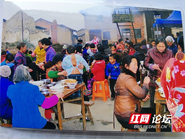 味道湖南丨不講究環境、菜色，只講究熱鬧的鄉村酒席