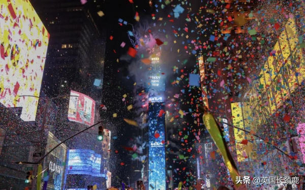 2022跨年夜全球煙火大比拼：倫敦跨年依舊空前精彩