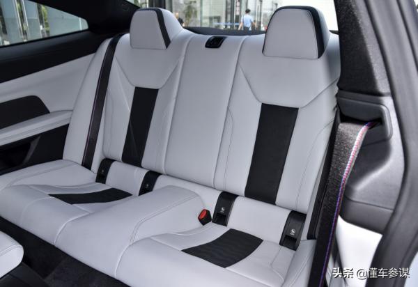 最賽博朋克的效能標杆，全新寶馬M4徹底換代