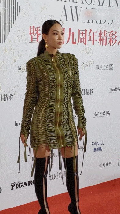 時尚紅毯,陳妍希少女感滿滿吳謹言秀天鵝頸,擊劍冠軍孫一文大氣 時尚紅毯,陳妍希少女感滿滿吳謹言秀天鵝頸,擊劍冠軍孫一文大氣