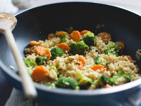 長期吃肉的人和長期吃素的人,哪個更健康長壽? 長期吃肉的人和長期吃素的人,哪個更健康長壽?