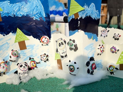 萌娃看冬奧 一起向未來&mdash;&mdash;和平幼兒園開展第一次升旗儀式暨開學典禮活動