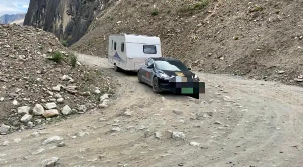 引進歐洲工藝技術，六米多拖掛居然有大空間多佈局，拓家拖掛房車