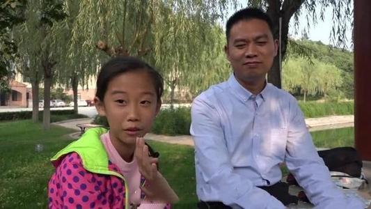 父親親手將女兒培養成“神童”,不想女兒卻恨了自己一輩子 父親親手將女兒培養成“神童”,不想女兒卻恨了自己一輩子