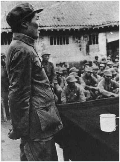 1951年彭友勝寄去一封求助信，老伴見狀數落：這不是為難毛主席嗎