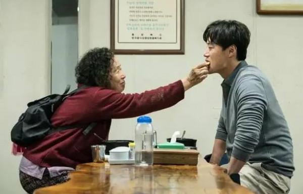 李多海開直播帶貨，芒果臺引進新韓劇，限韓令這是真的解除了？