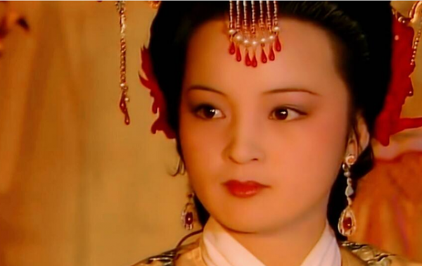 紅樓夢中，賈元春嫁的是哪位皇帝？