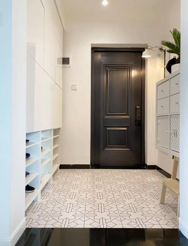 200㎡的房子換成100㎡後,空間縮小一半,家裡反而更井井有條了 200㎡的房子換成100㎡後,空間縮小一半,家裡反而更井井有條了