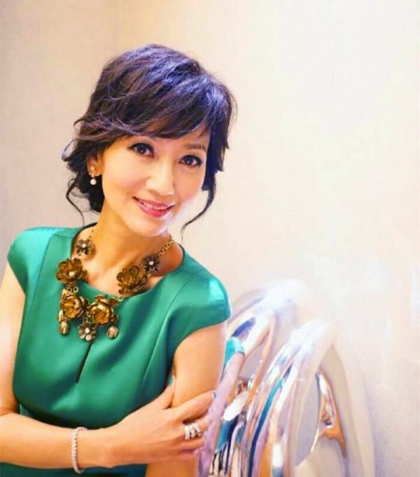 “頂級美人”的尷尬現狀：大多不願自然老去，一個比一個臉僵