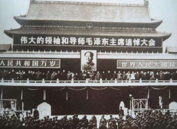 上海姑娘嫁給“糧草官”,結婚7年後,丈夫坦白:毛主席是我堂兄 上海姑娘嫁給“糧草官”,結婚7年後,丈夫坦白:毛主席是我堂兄