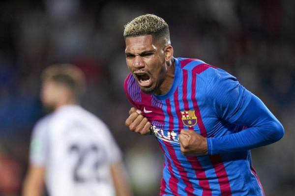 巴薩已徹底淪為平民球隊?當需要後衛進球救急時,科曼真的很難了 巴薩已徹底淪為平民球隊?當需要後衛進球救急時,科曼真的很難了