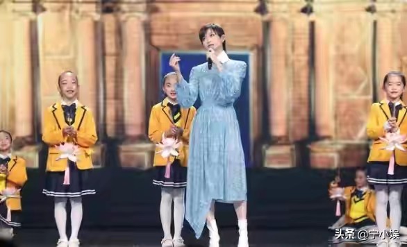 大灣區中秋晚會10位男星的尷尬,打破了娛樂圈3條不成文的隱藏規則