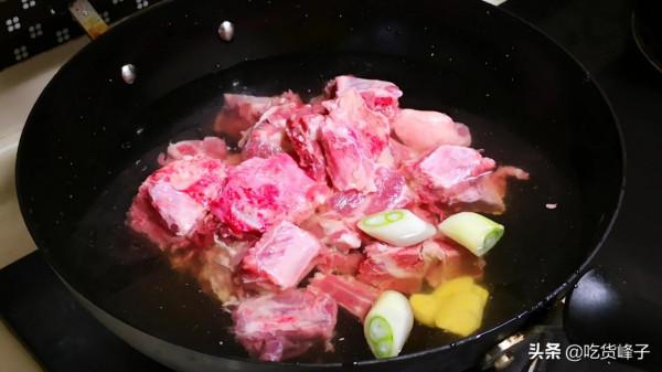 天冷了,最愛吃這碗麵,比炸醬麵和拉麵都好吃,做法簡單,太香了 天冷了,最愛吃這碗麵,比炸醬麵和拉麵都好吃,做法簡單,太香了