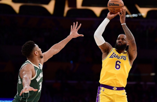 尷尬！湖人休賽期3選1做最差決定，不給阿贊3年合同錯過爭冠時機