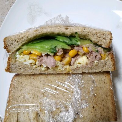 快手早餐 全麥金槍魚三明治