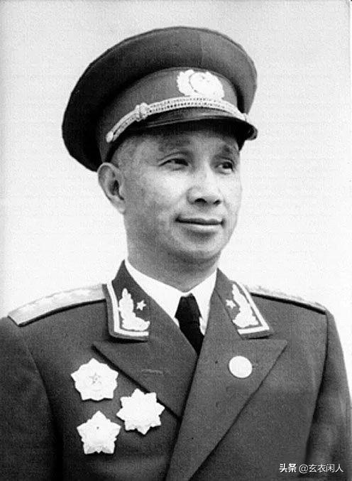 1955年大授銜時解放軍八大總部的正副首長都是誰
