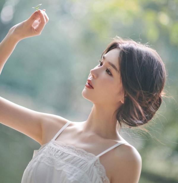 單看硬照美如畫，一到戲裡就&OpenCurlyDoubleQuote;拉胯&rdquo;，這2位女星顏值成謎