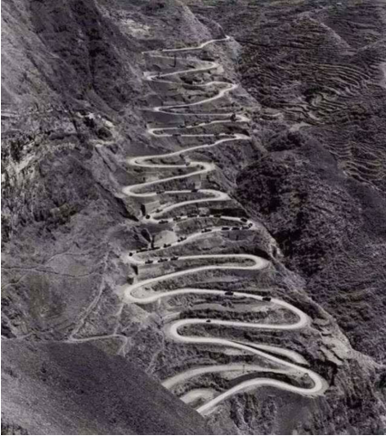 2017年雲南村民上山採藥，在汽油桶裡發現軍人遺骸，平均年齡20歲