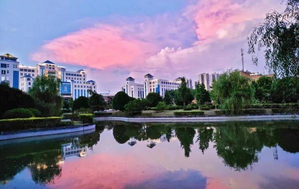 美麗的湖南科技大學