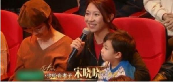 “人間清醒”塗巖松:娶平凡女友,戲紅人不紅,低調到無人問津 “人間清醒”塗巖松:娶平凡女友,戲紅人不紅,低調到無人問津