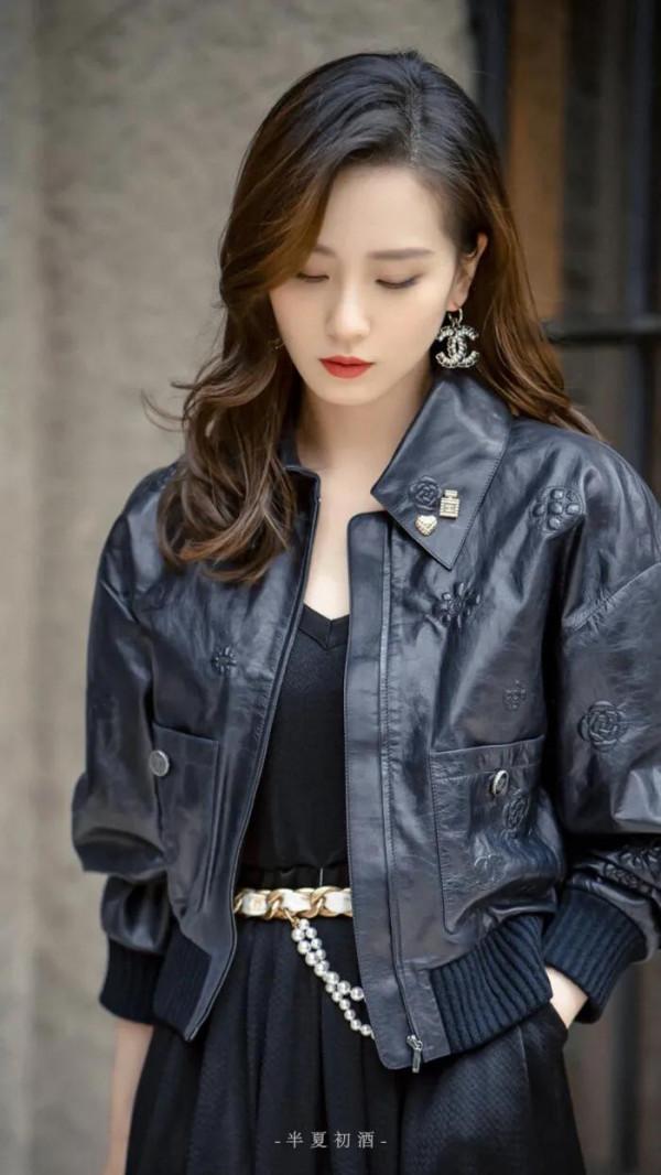 劉詩詩近照太驚豔,面板粉嫩如18歲 劉詩詩近照太驚豔,面板粉嫩如18歲