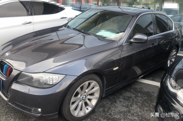 新車45萬,如今花7萬買輛老寶馬3系能撩妹嗎?買家:我看行 新車45萬,如今花7萬買輛老寶馬3系能撩妹嗎?買家:我看行